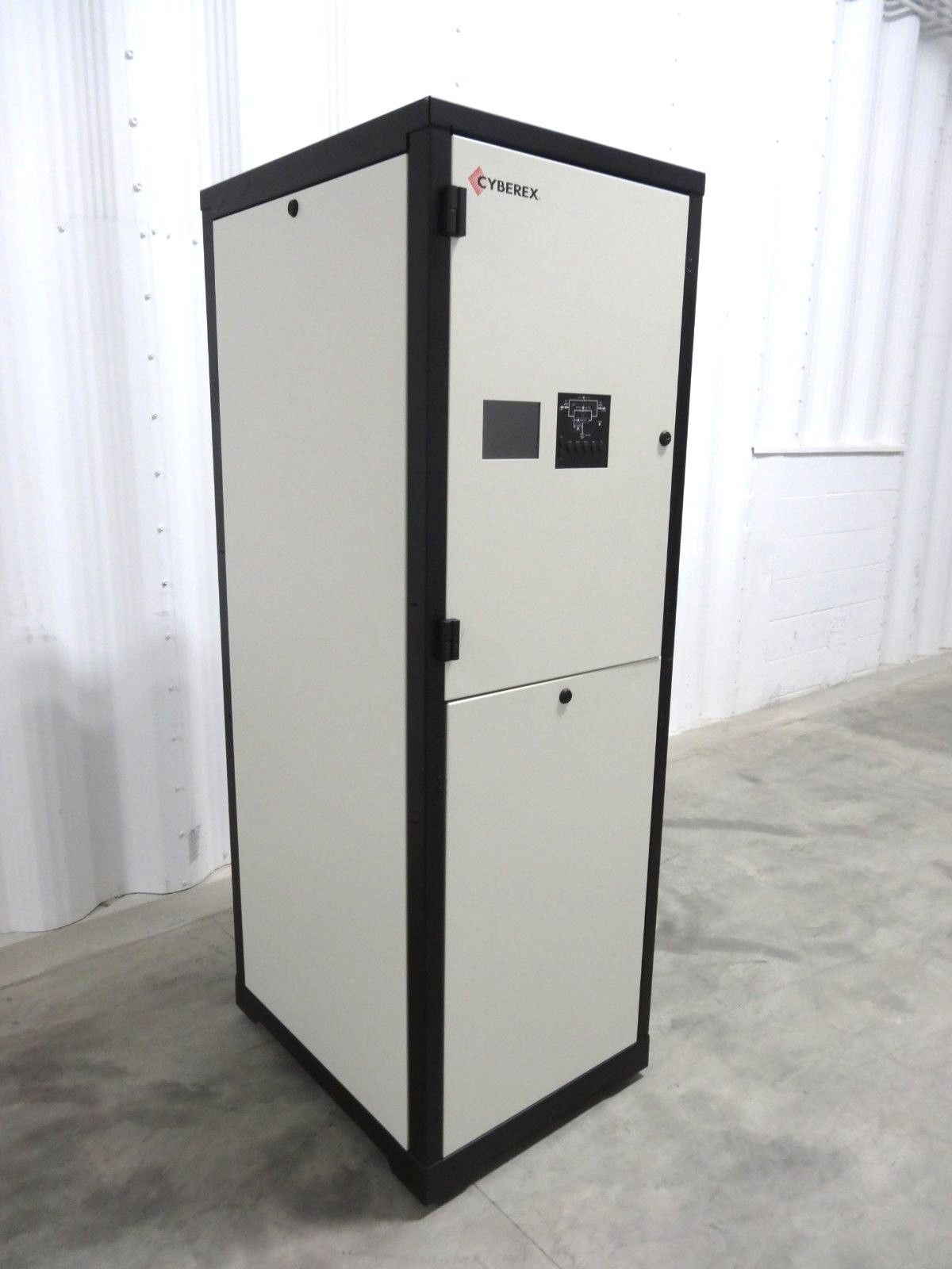 Cyberex 2200 Series 208/120V 18kVA / 9kVA N+1 Single Phase UPS